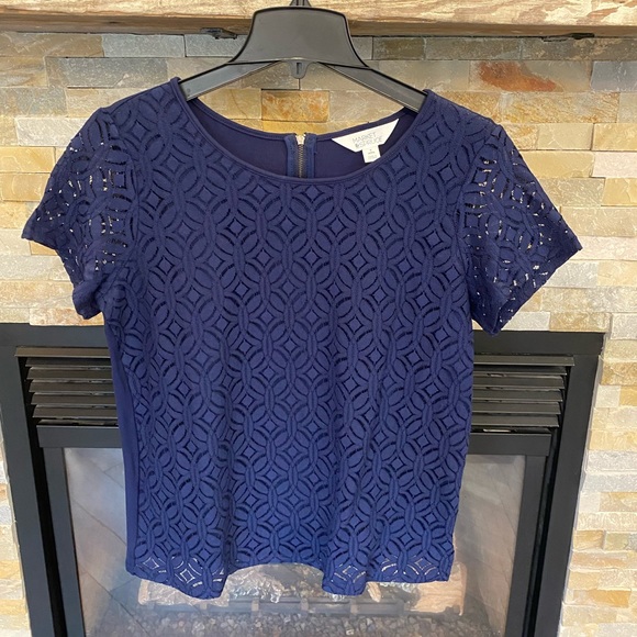 Market & Spruce Petite Top - Picture 2 of 5